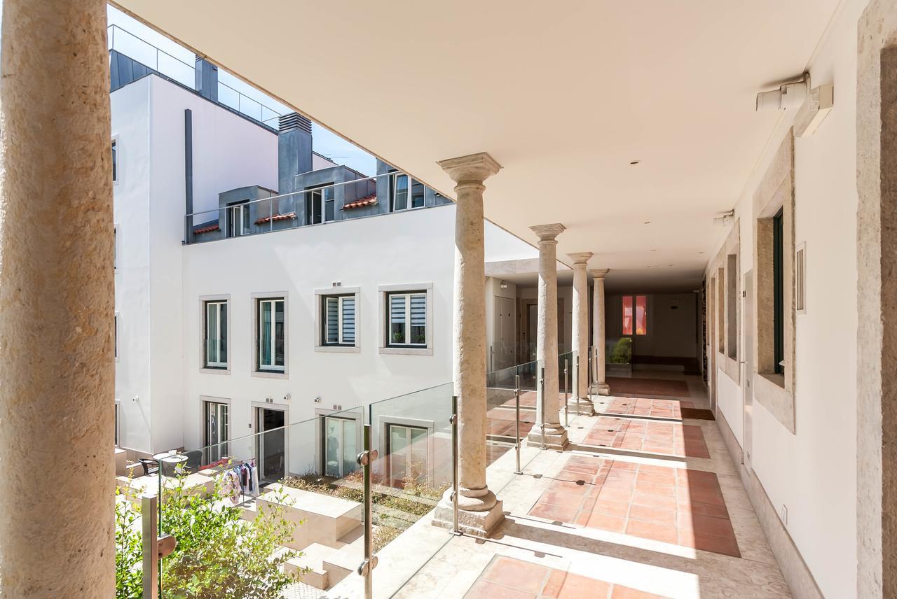 Lisbon Palace Apartment Exterior photo